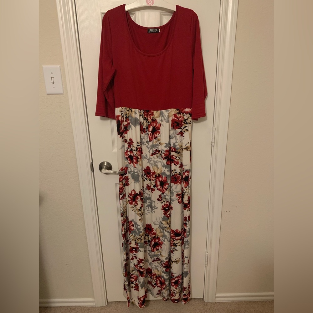 Women’s maxi dress